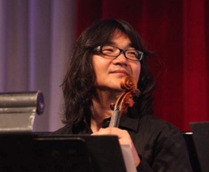 室屋光一郎大先生が結婚してた 年齢に驚き 活動休止の可能性や今後どうなる Mayutre